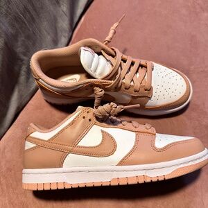 Nike Dunk Low Rose Whisper Sneakers